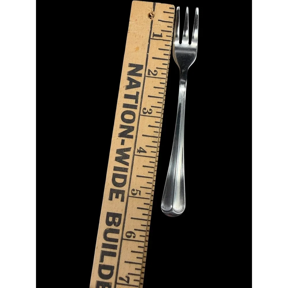 International Silver Stainless Cape Cod Seafood Cocktail Forks 6 Double Scallop